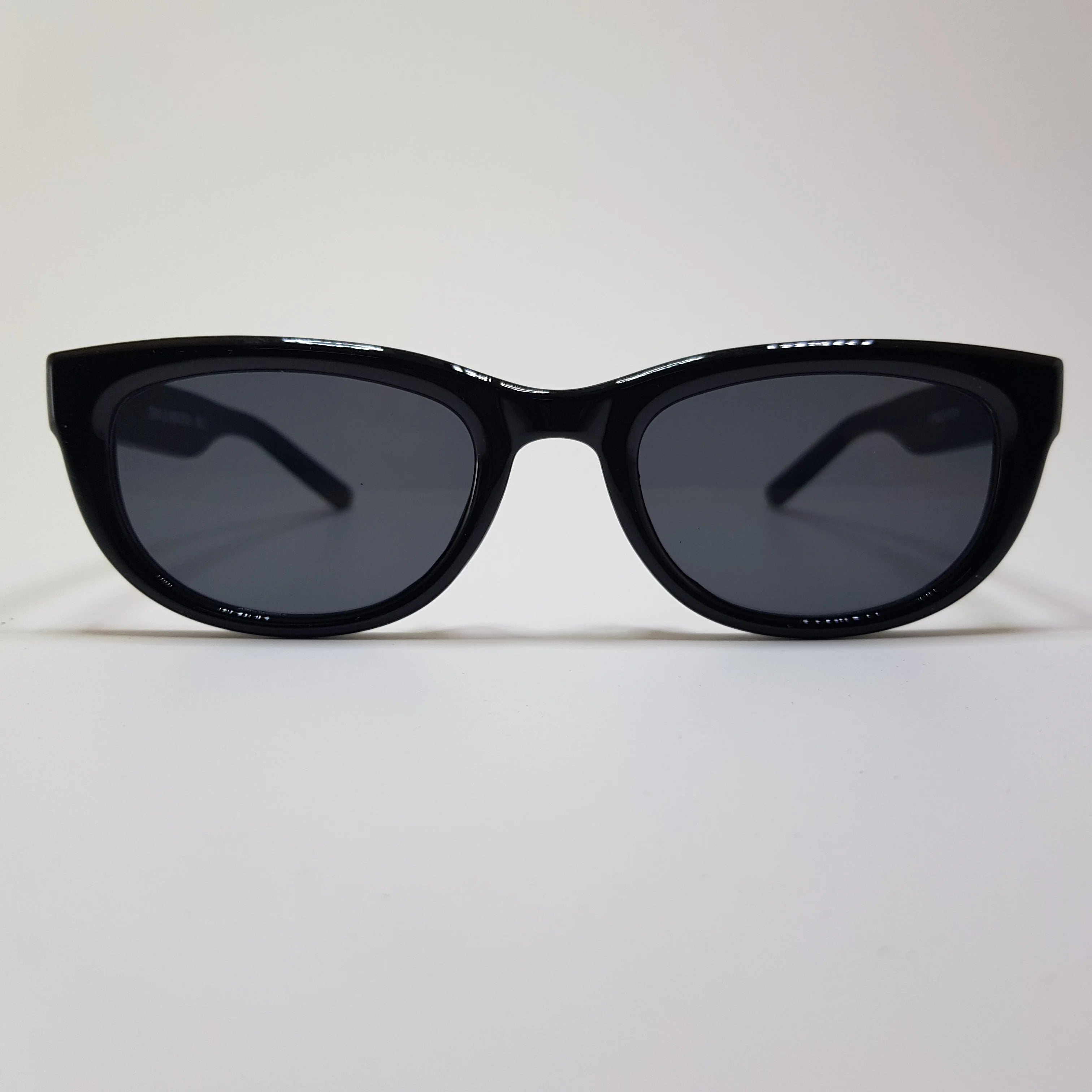 Gentle Monster-Monochrome-Sunglassses-Luxury-Unisex