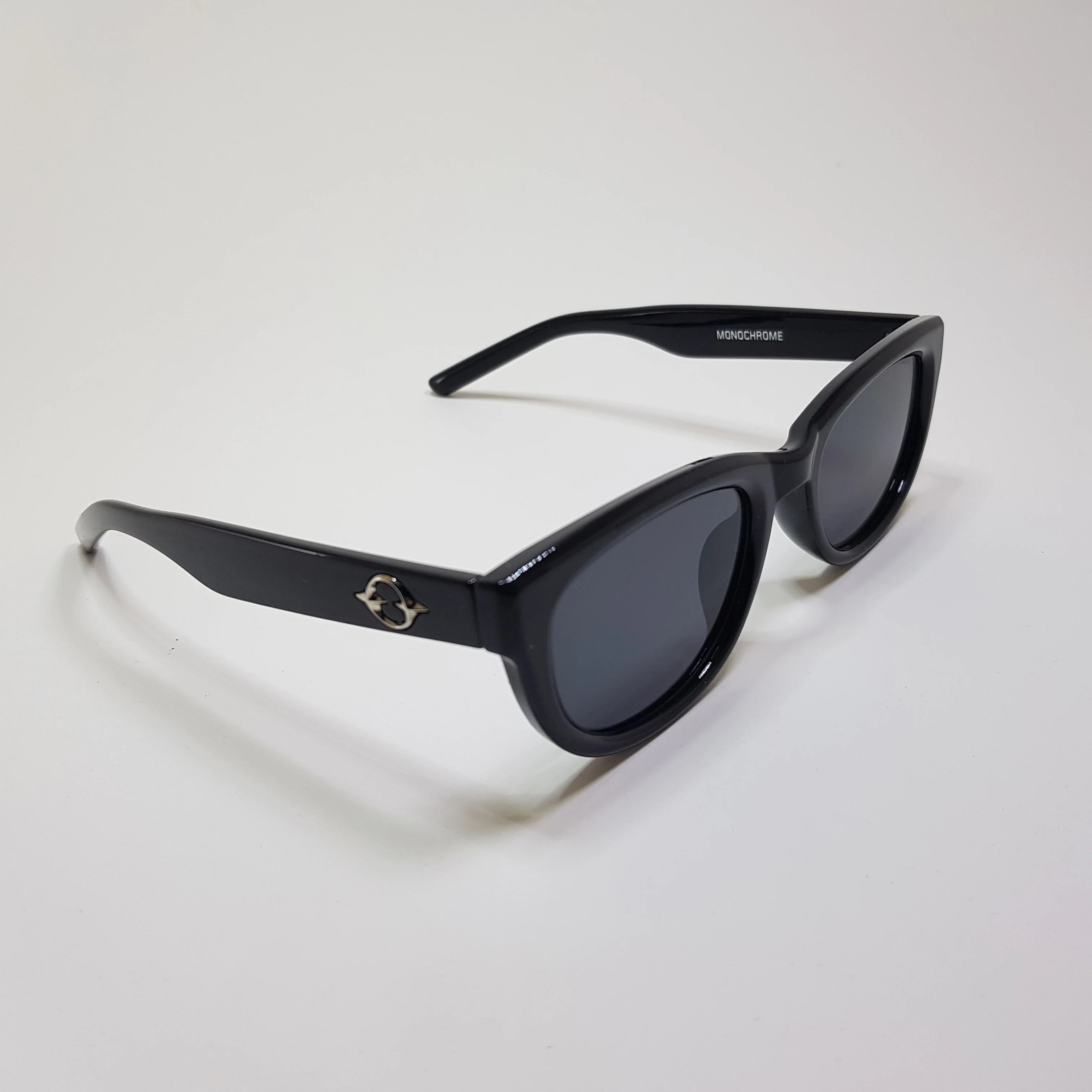 Gentle Monster-Monochrome-Sunglassses-Luxury-Unisex