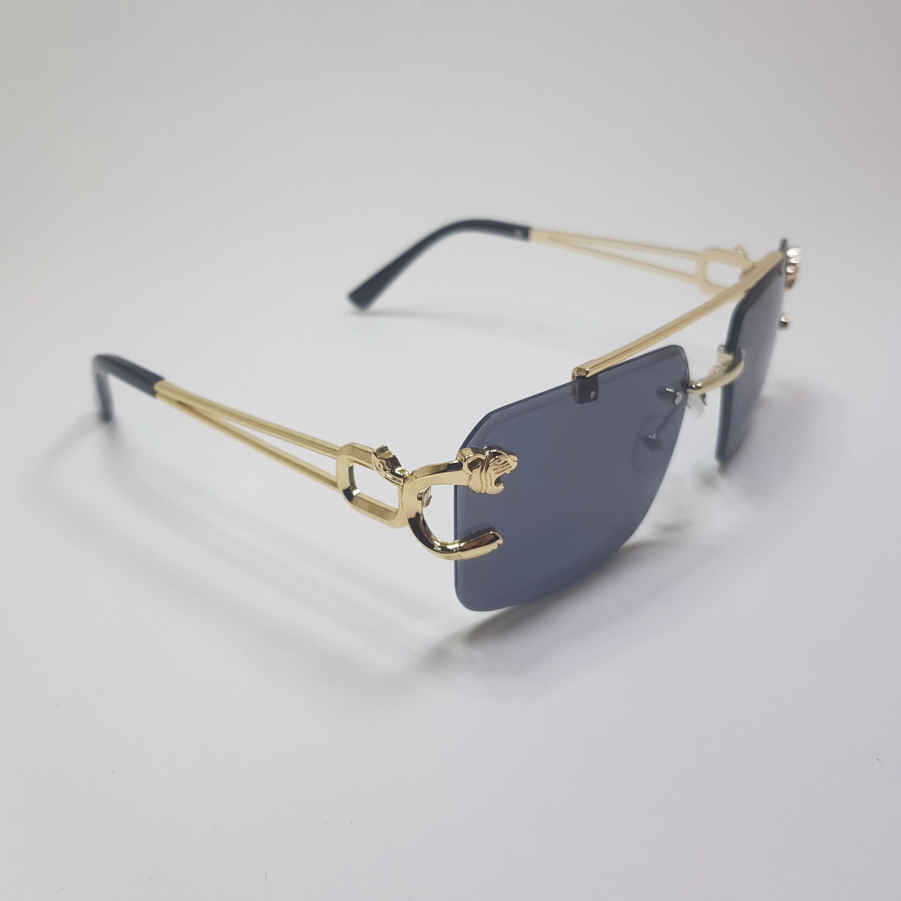 Trendy-Gold-Leaopard-Sunglasses-Unisex