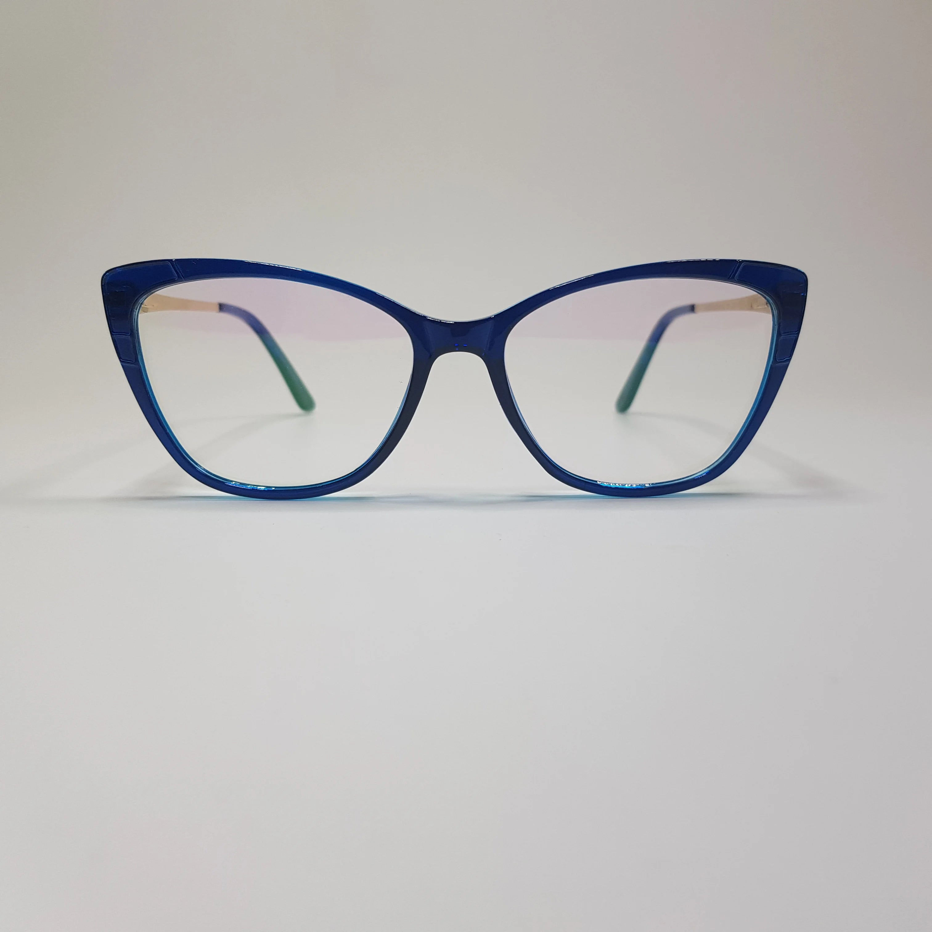 Women’s Fashionable Cat Eye Eyeglasses Frame – Stylish & Lightweight Design AM7004