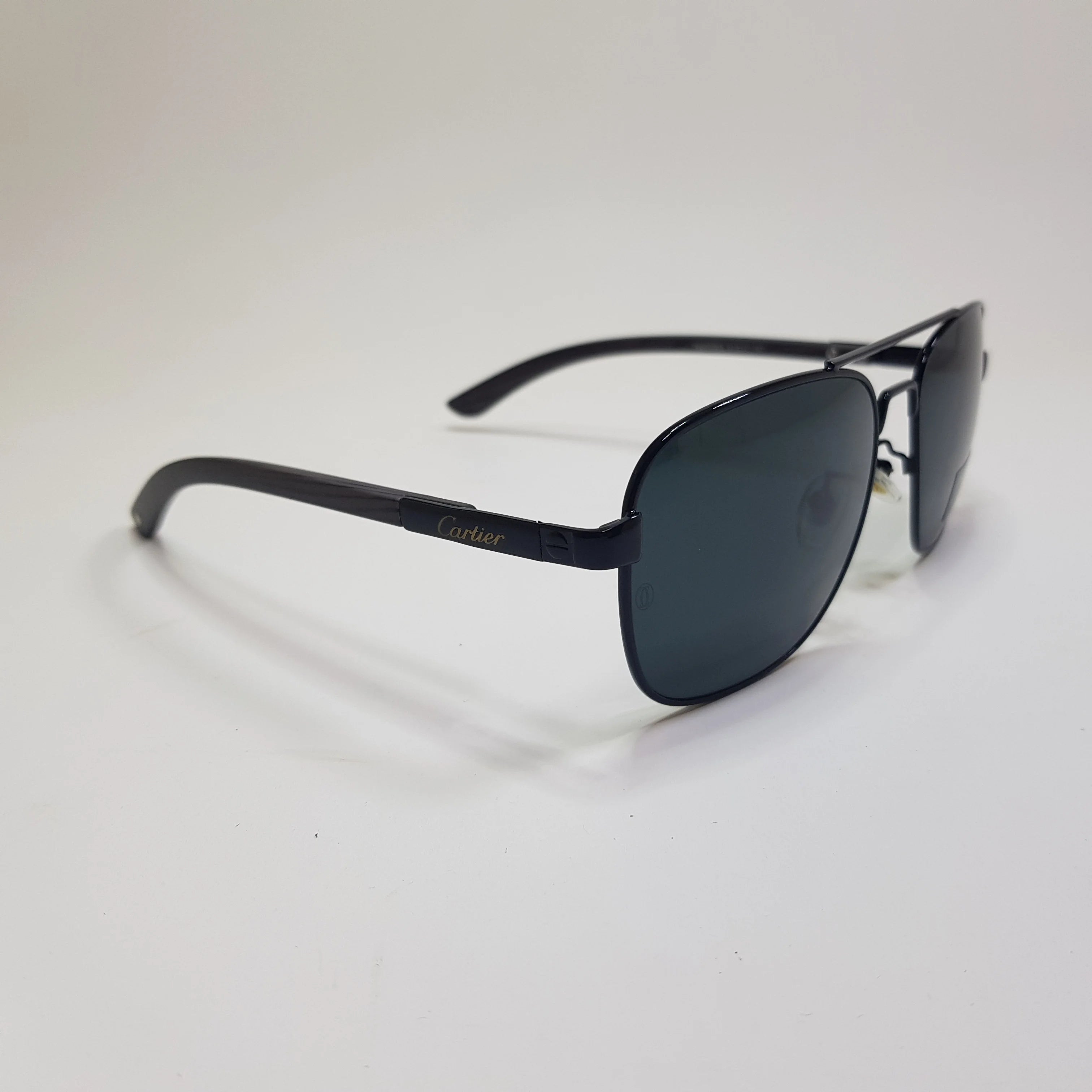Cartier T8200603 Metal Premium Diamond Hard Glass Lens With Embosing Sunglasses