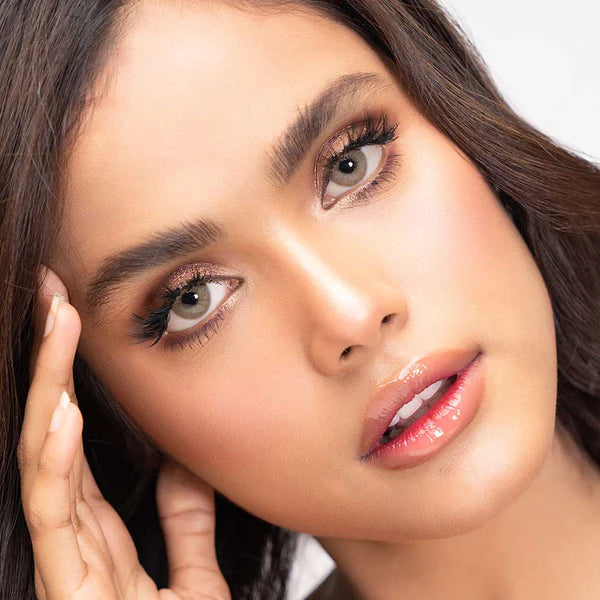 Joli Queen Gold Colored Contact Lenses